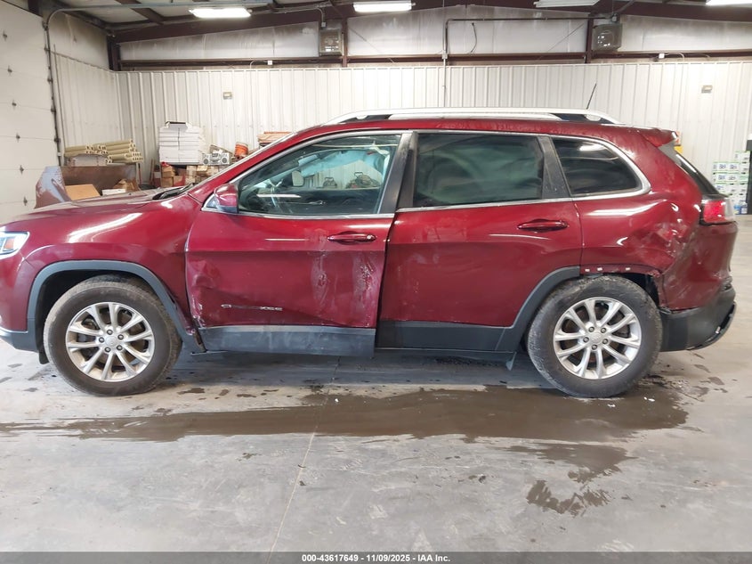2019 Jeep Cherokee Latitude 4X4 VIN: 1C4PJMCX1KD364919 Lot: 43617649