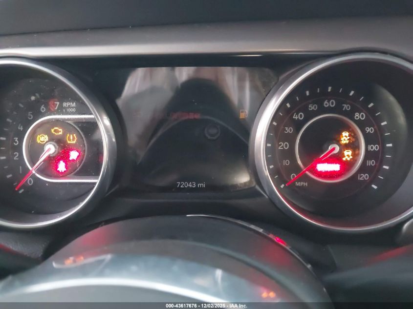 2018 Jeep Wrangler Unlimited Rubicon 4X4 VIN: 1C4HJXFG8JW208512 Lot: 43617676