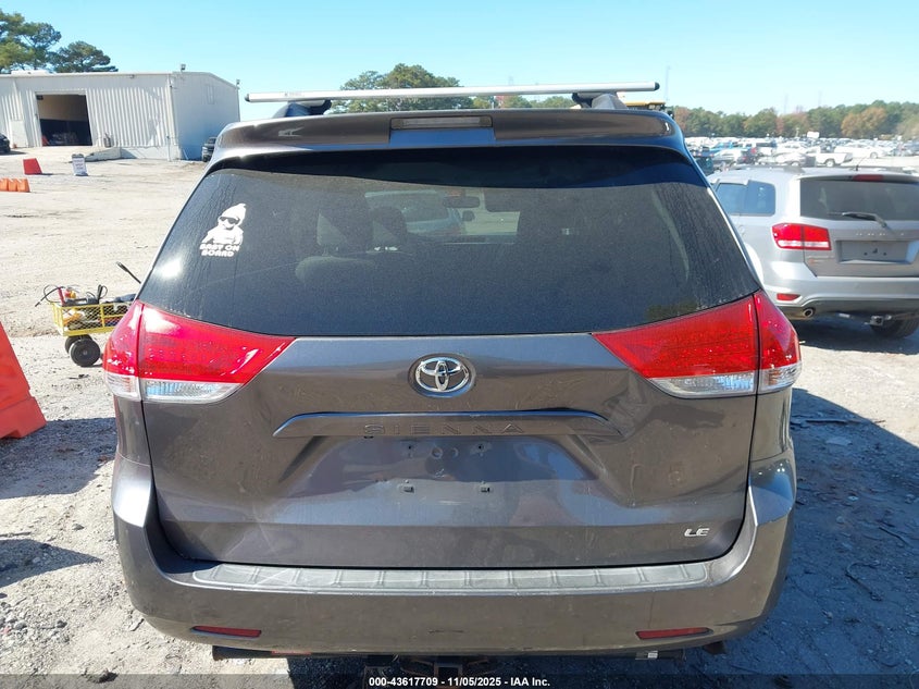 2014 TOYOTA SIENNA LE V6 8 PASSENGER 5TDKK3DC3ES427153