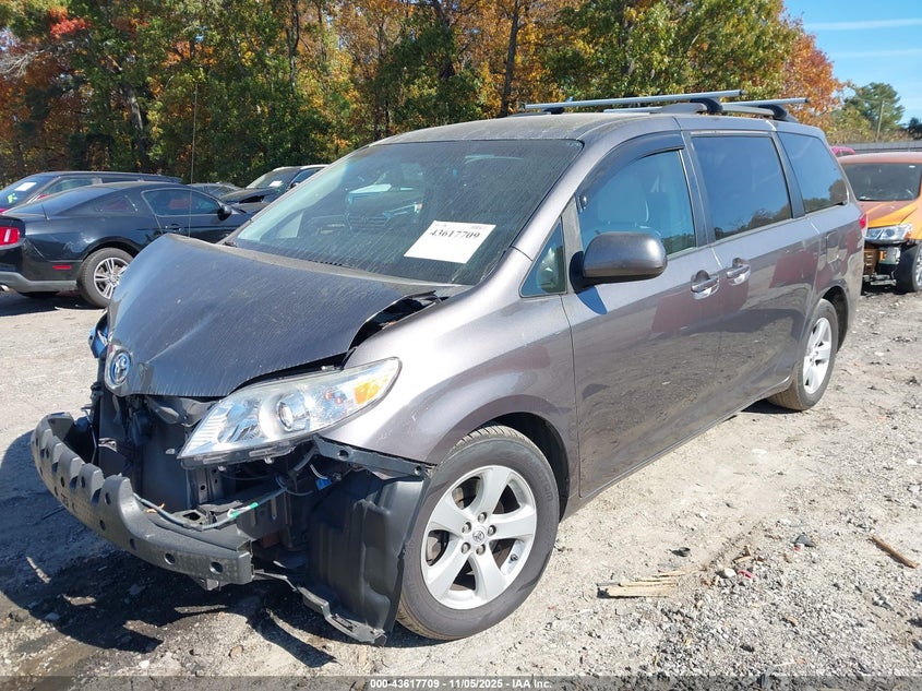 2014 TOYOTA SIENNA LE V6 8 PASSENGER 5TDKK3DC3ES427153