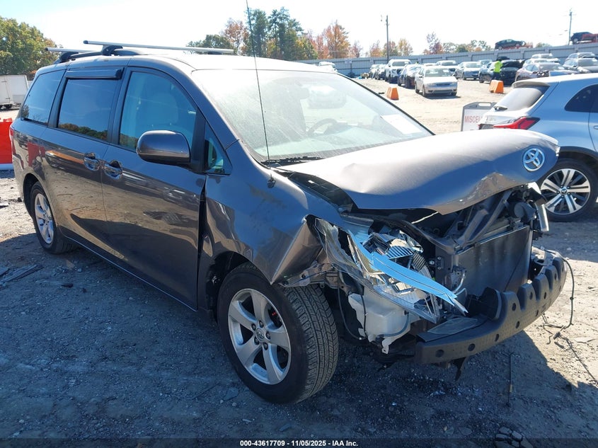 2014 TOYOTA SIENNA LE V6 8 PASSENGER 5TDKK3DC3ES427153