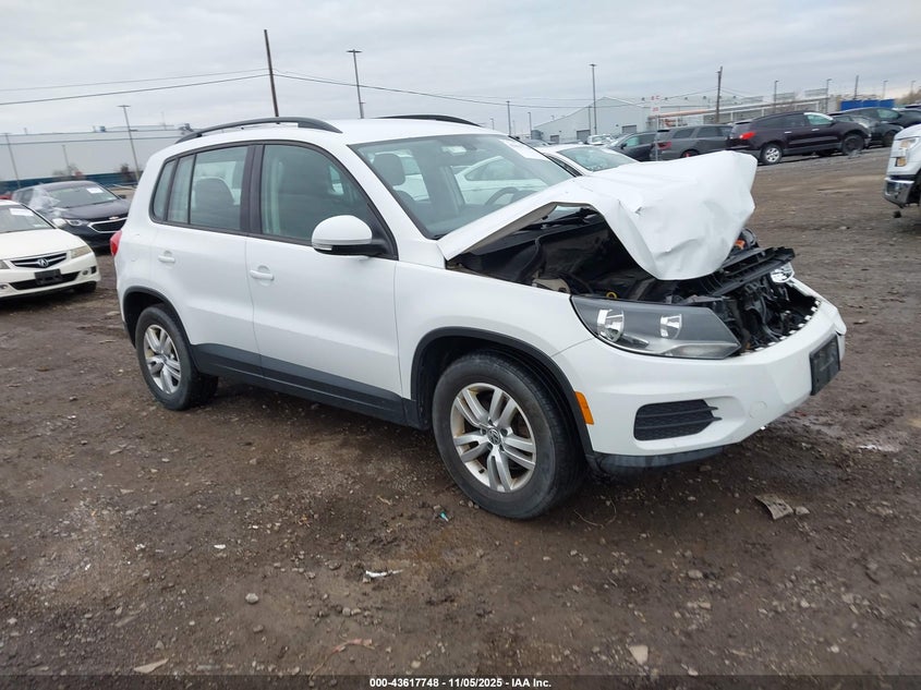VOLKSWAGEN TIGUAN S