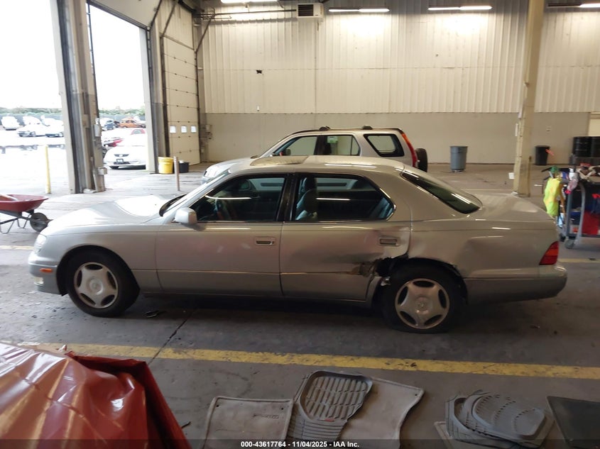 1998 Lexus Ls 400 VIN: JT8BH28F2W0130438 Lot: 43617764