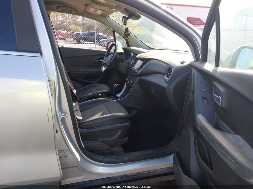 2019 CHEVROLET TRAX LT KL7CJLSB0KB916062