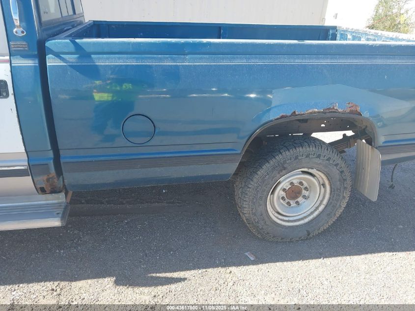 1992 Chevrolet Gmt-400 C2500 VIN: 1GCGC24K7NE132289 Lot: 43617800