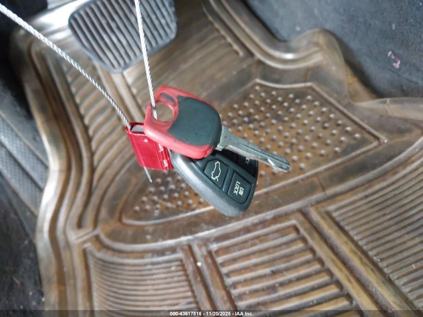 2003 Volvo S60 2.4 VIN: YV1RS61T032238947 Lot: 43617816