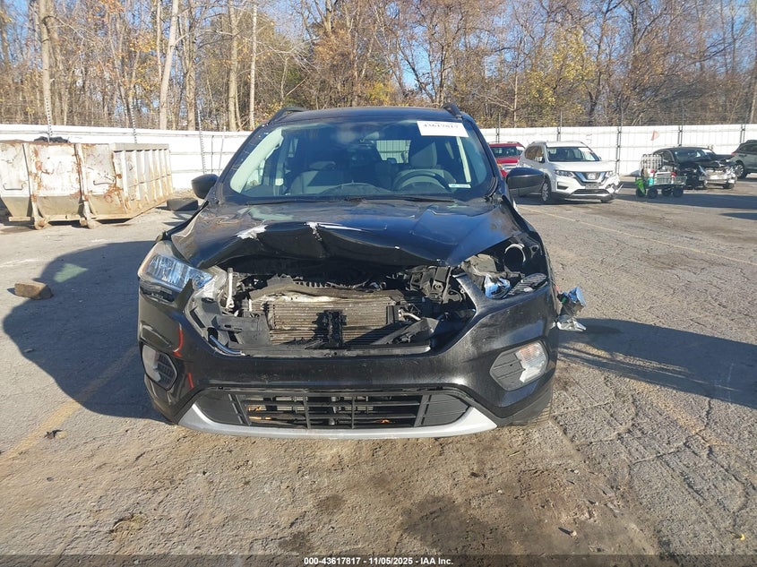 2018 Ford Escape Se VIN: 1FMCU0GD2JUB31852 Lot: 43617817