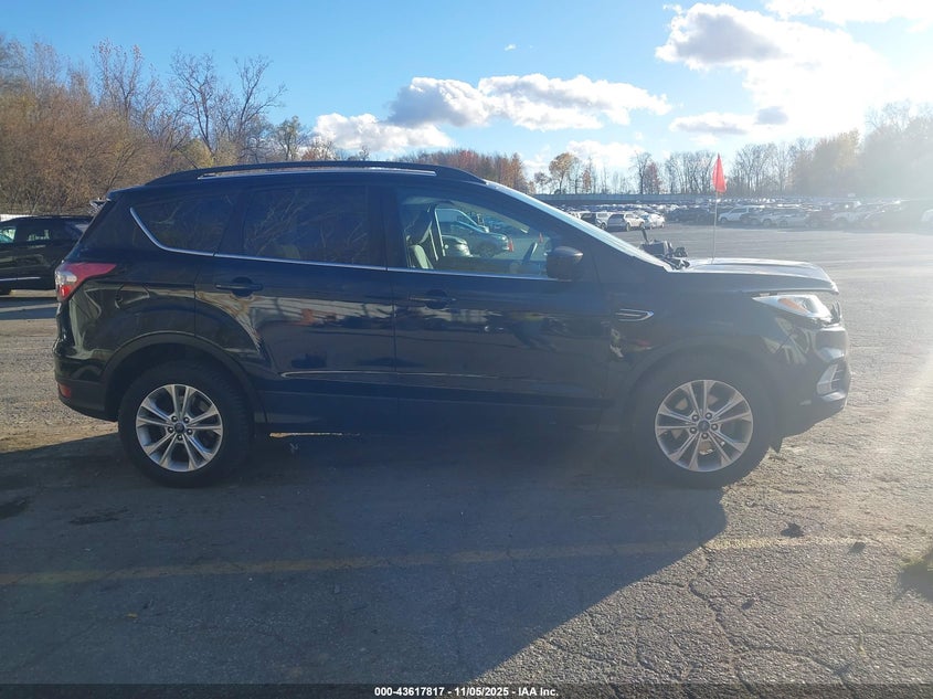 2018 Ford Escape Se VIN: 1FMCU0GD2JUB31852 Lot: 43617817