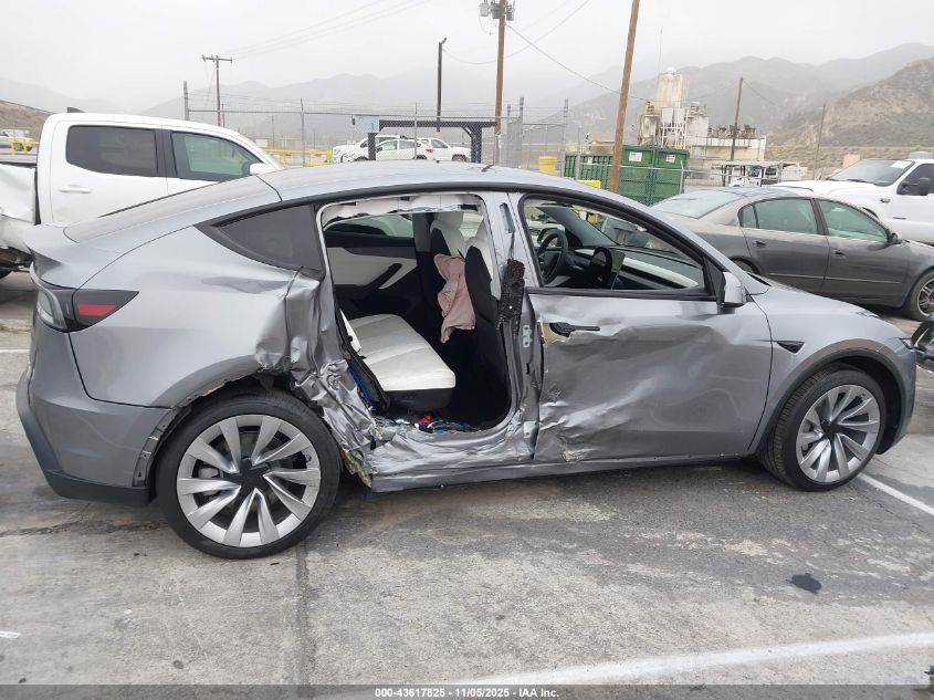 2026 Tesla Model Y Long Range Dual Motor All-Wheel Drive/Long Range Launch Series VIN: 7SAYGDEE1TF342348 Lot: 43617825