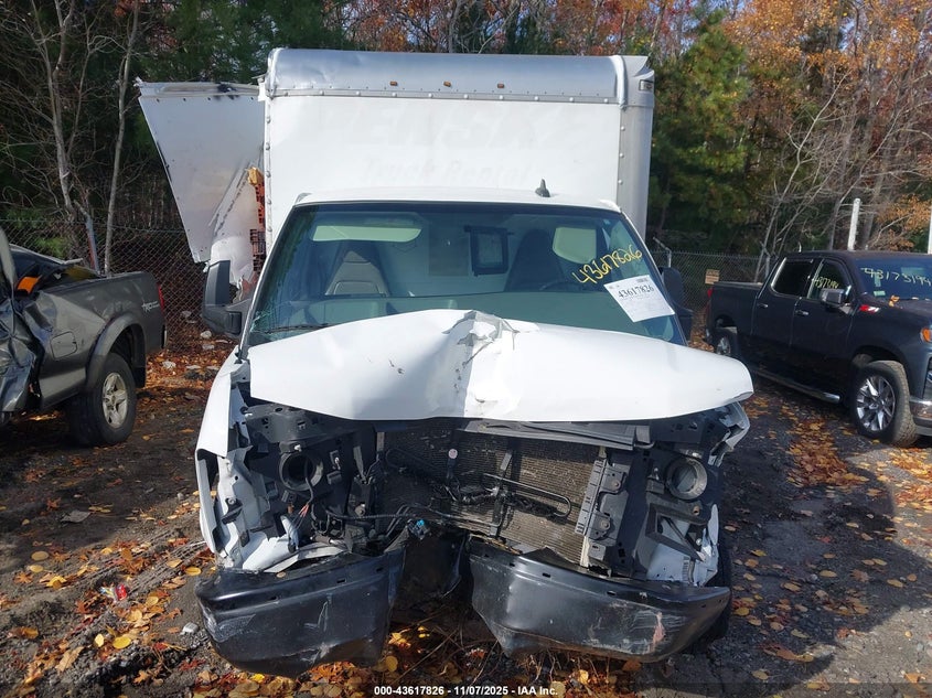 2016 GMC Savana Cutaway 3500 VIN: 1GD37TCG1G1323671 Lot: 43617826