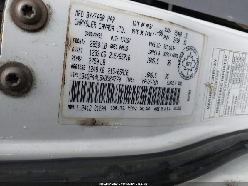 1999 Dodge Grand Caravan Se VIN: 1B4GP44L5XB584770 Lot: 43617840