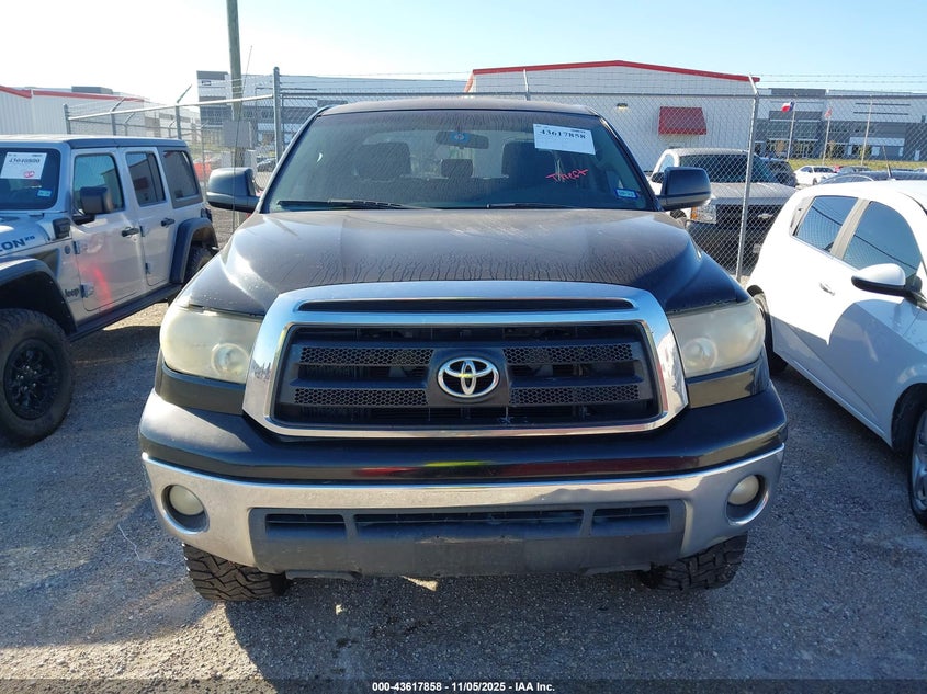5TFRY5F10AX077747 2010 TOYOTA TUNDRA photo no. 11