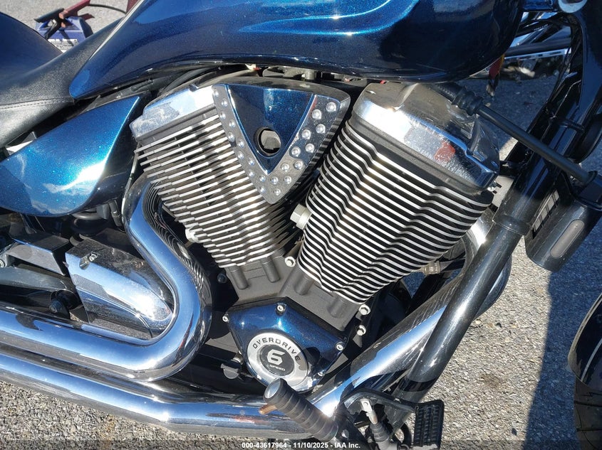 5VPXB26D273000848 2007 VICTORY VEGAS photo no. 10