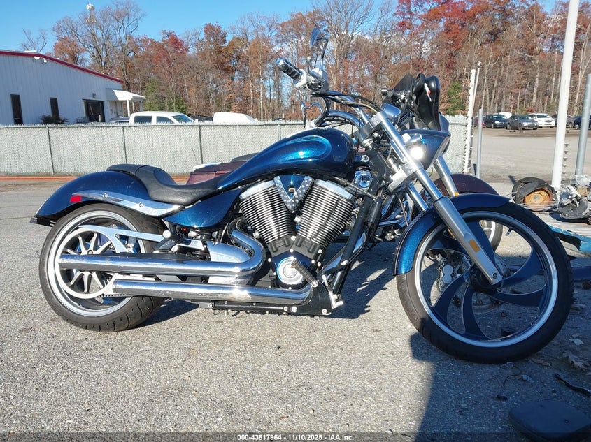 5VPXB26D273000848 2007 VICTORY VEGAS photo no. 13