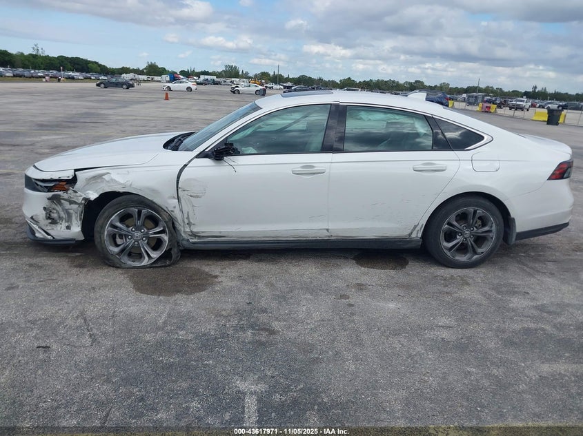 1HGCY1F35PA047320 2023 HONDA ACCORD photo no. 13