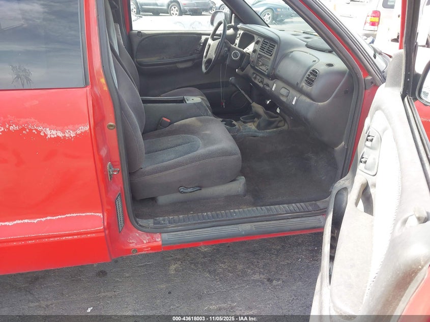 1999 Dodge Dakota Slt/Sport VIN: 1B7GL22X5XS253888 Lot: 43618003