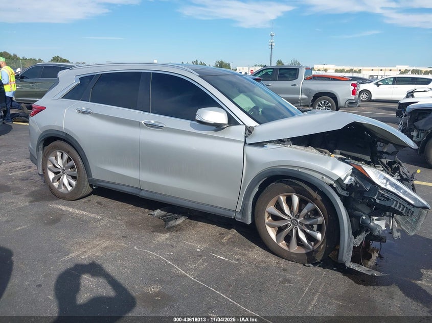 2020 INFINITI QX50 LUXE - 3PCAJ5M15LF105690
