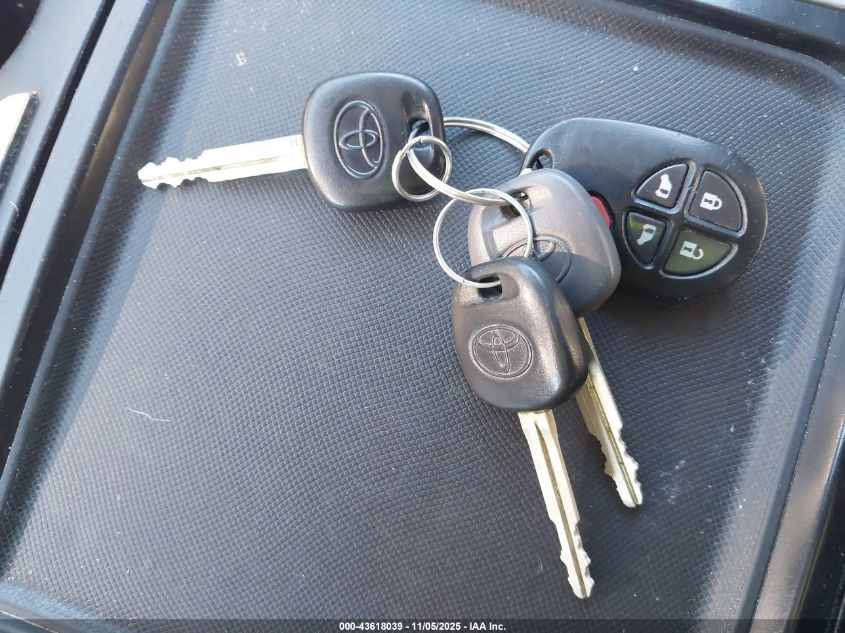 2017 Toyota Sienna Le 8 Passenger VIN: 5TDKZ3DC1HS793791 Lot: 43618039