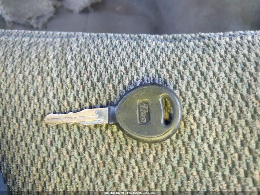 1999 Dodge Dakota Slt/Sport VIN: 1B7GL22X6XS322491 Lot: 43618079