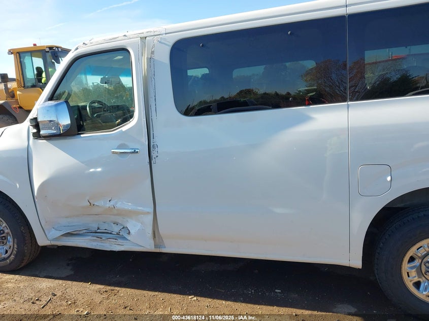 2015 NISSAN NV PASSENGER NV3500 HD SL V8 - 5BZAF0AAXFN851633