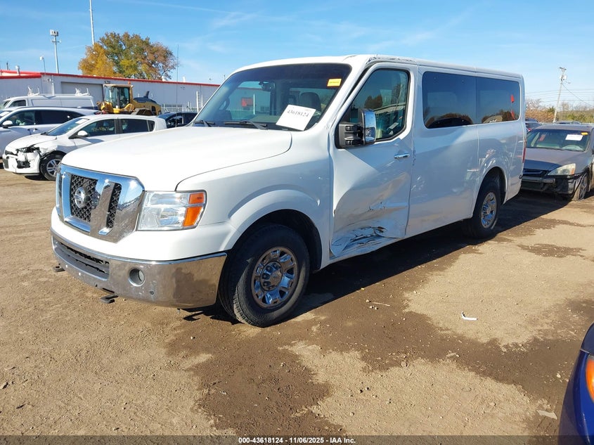 2015 NISSAN NV PASSENGER NV3500 HD SL V8 - 5BZAF0AAXFN851633