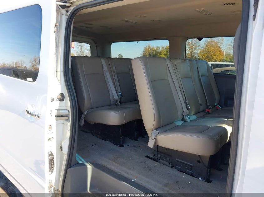 2015 NISSAN NV PASSENGER NV3500 HD SL V8 - 5BZAF0AAXFN851633