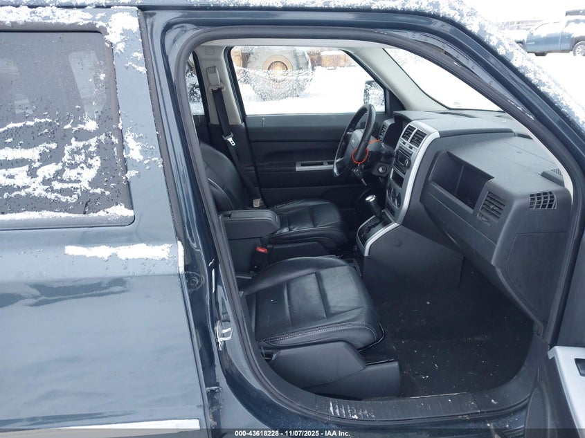 1J8FF48W78D649087 2008 JEEP LIBERTY (PATRIOT) photo no. 5