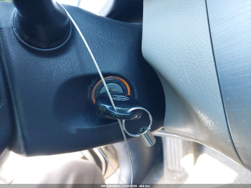 2008 Toyota Rav4 Limited VIN: JTMBD31V286070990 Lot: 43618265