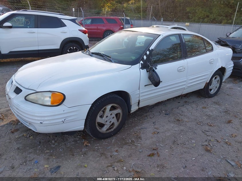 1G2NF52T1YM787963 2000 PONTIAC GRAND AM photo no. 2