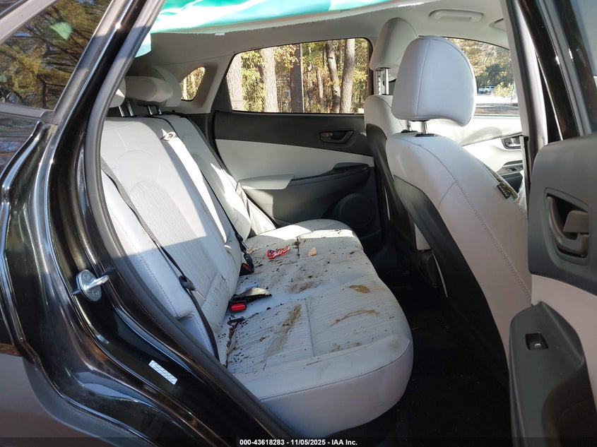 2022 HYUNDAI KONA SEL KM8K62AB4NU782317