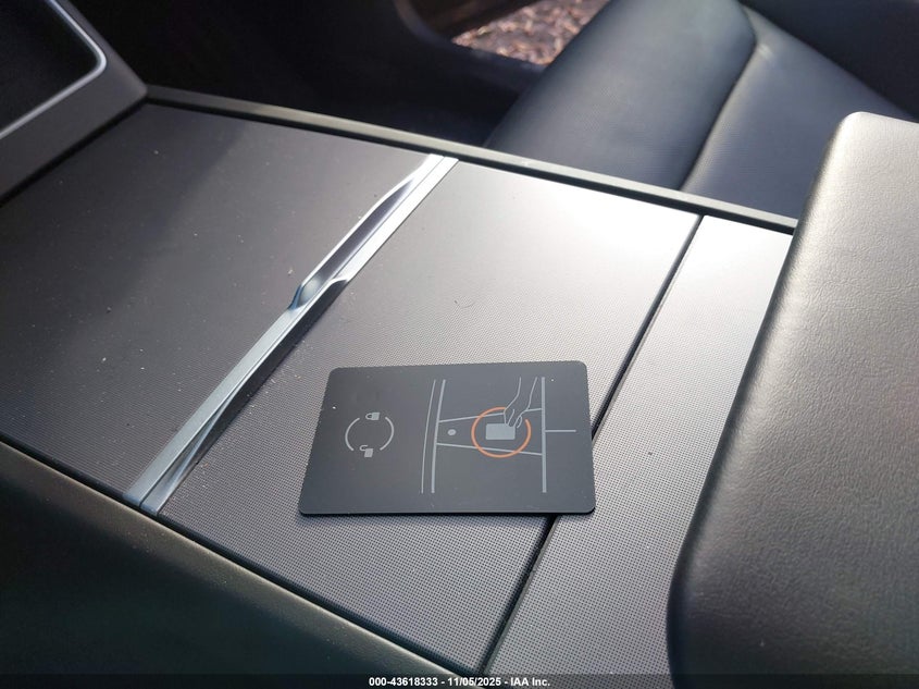 2026 Tesla Model Y Long Range Dual Motor All-Wheel Drive/Long Range Launch Series VIN: 7SAYGDEE1TA386881 Lot: 43618333