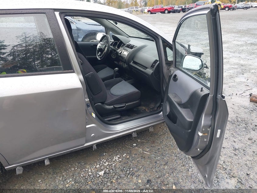 JHMGD38607S031775 2007 HONDA FIT photo no. 5