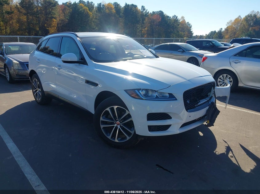 JAGUAR F-PACE 25T PREMIUM