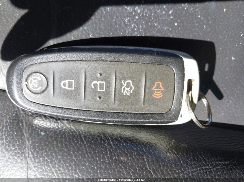 2015 Ford C-Max Energi Sel VIN: 1FADP5CU8FL121820 Lot: 43618433