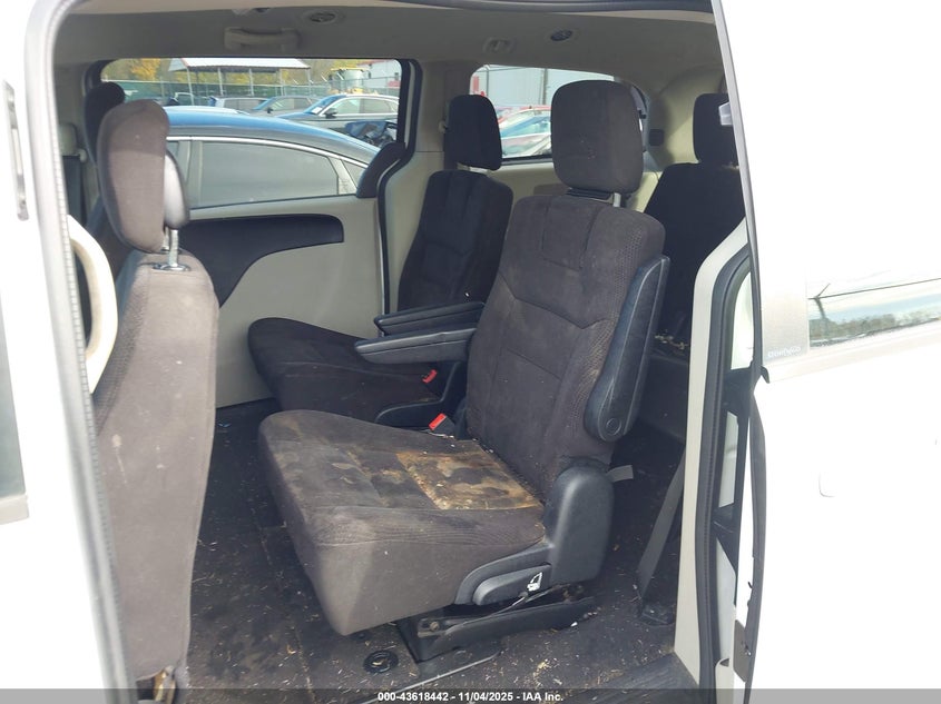 2014 Dodge Grand Caravan Sxt VIN: 2C4RDGCG2ER205961 Lot: 43618442