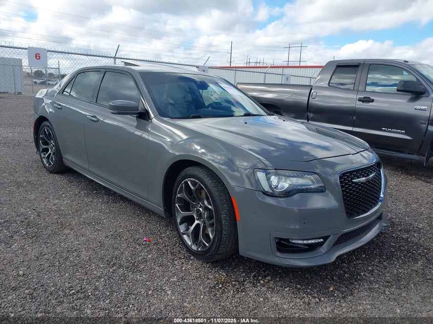 CHRYSLER 300S