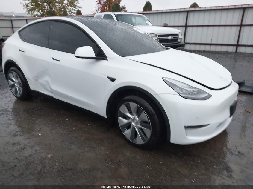 TESLA MODEL Y LONG RANGE DUAL MOTOR ALL-WHEEL DRIVE