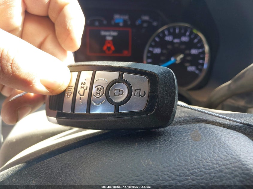 2022 Ford F-350 Lariat VIN: 1FT8W3DT4NEE82098 Lot: 43618564