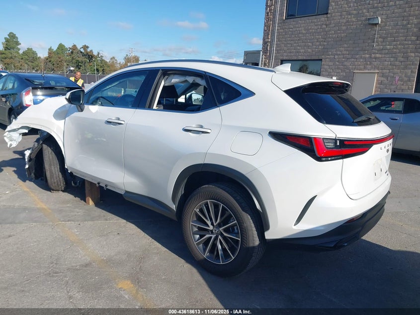 JTJGGCEZ0S5011537 2025 LEXUS NX photo no. 3