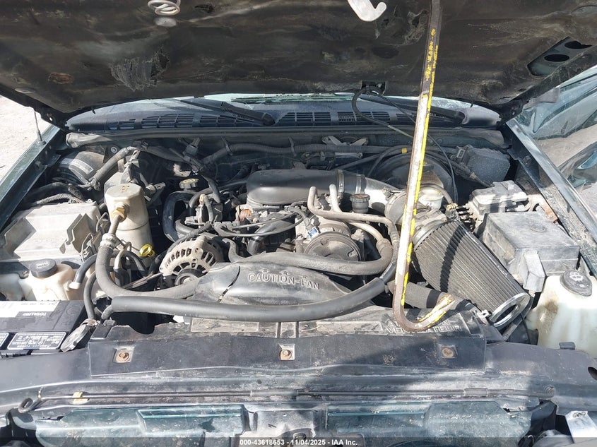 1GCCS19W528243814 2002 CHEVROLET S-10 PICKUP photo no. 10