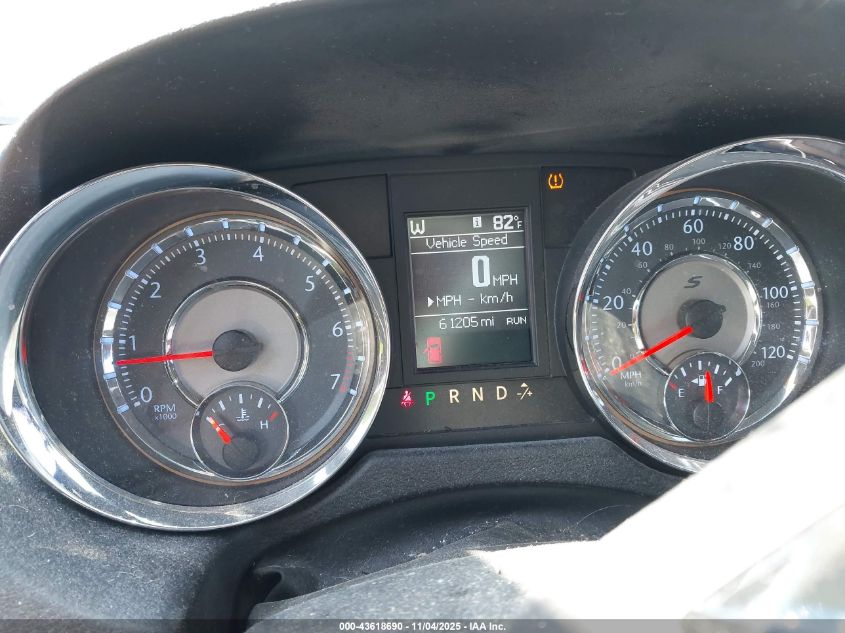 2016 Chrysler Town & Country S VIN: 2C4RC1HG5GR159019 Lot: 43618690