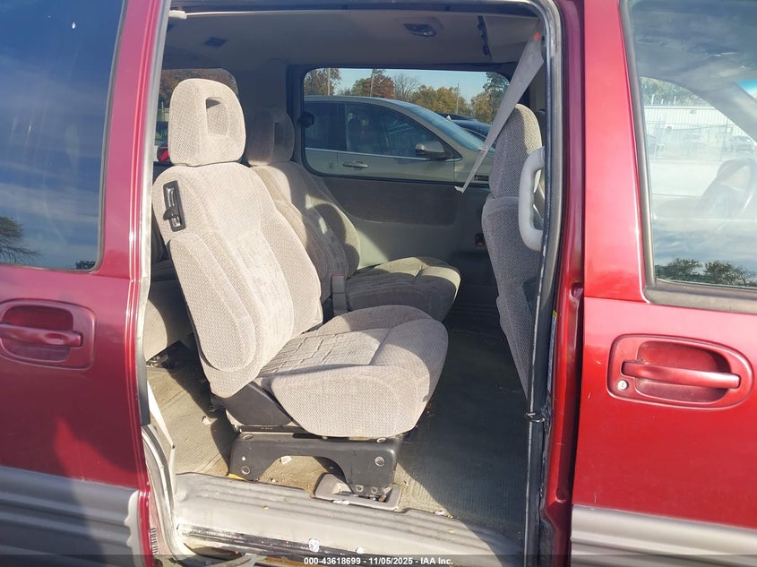 2000 Pontiac Montana M16 VIN: 1GMDX13E4YD365128 Lot: 43618699