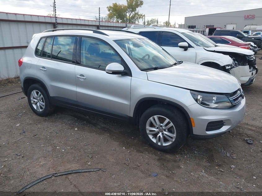 VOLKSWAGEN TIGUAN 2.0T S