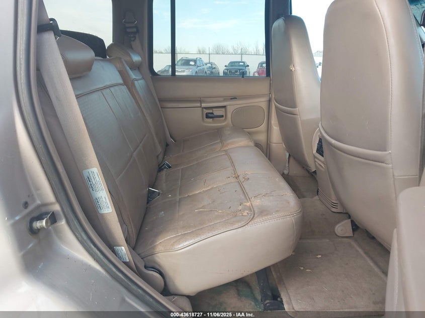 1997 Ford Explorer Eddie Bauer/Limited/Xl/Xlt VIN: 1FMDU34E0VZC04325 Lot: 43618727