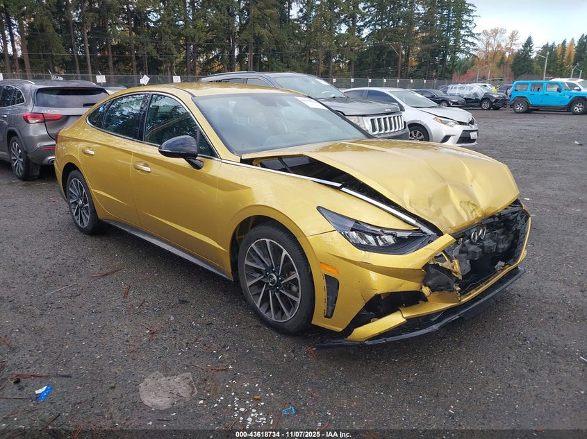 HYUNDAI SONATA SEL PLUS