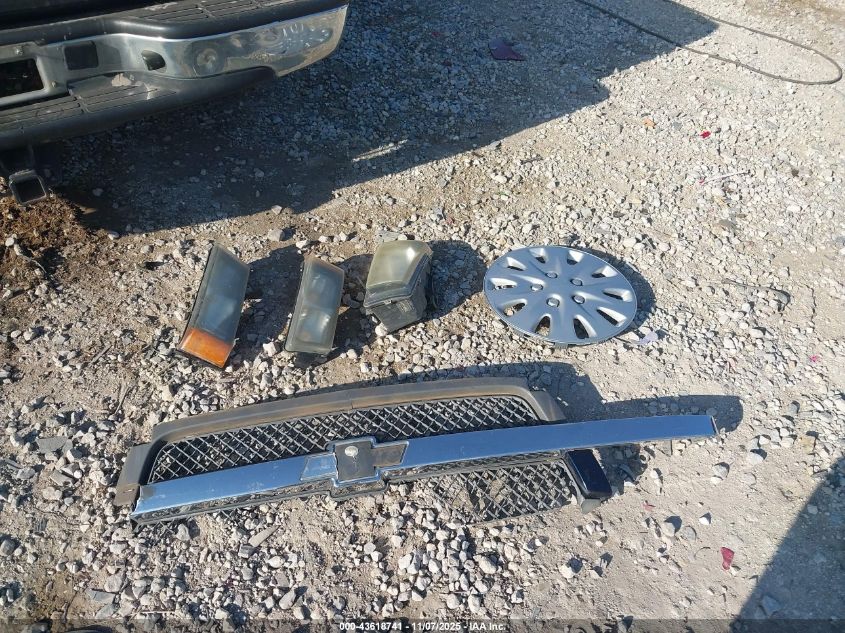 2005 Chevrolet Silverado 1500 Ls VIN: 2GCEC19T051350871 Lot: 43618741