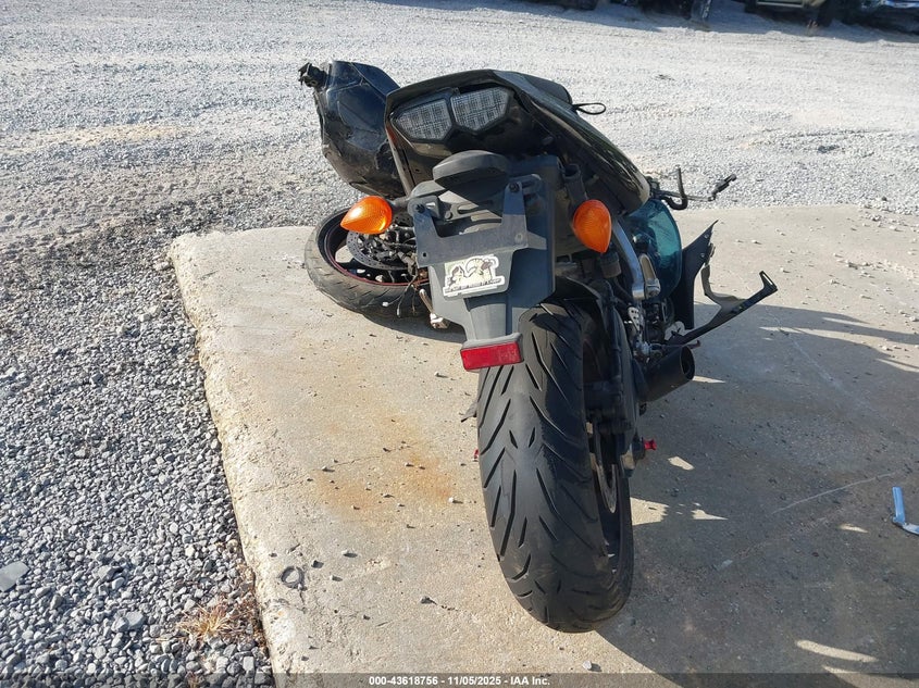 2005 YAMAHA YZFR6 L JYARJ06E45A022538