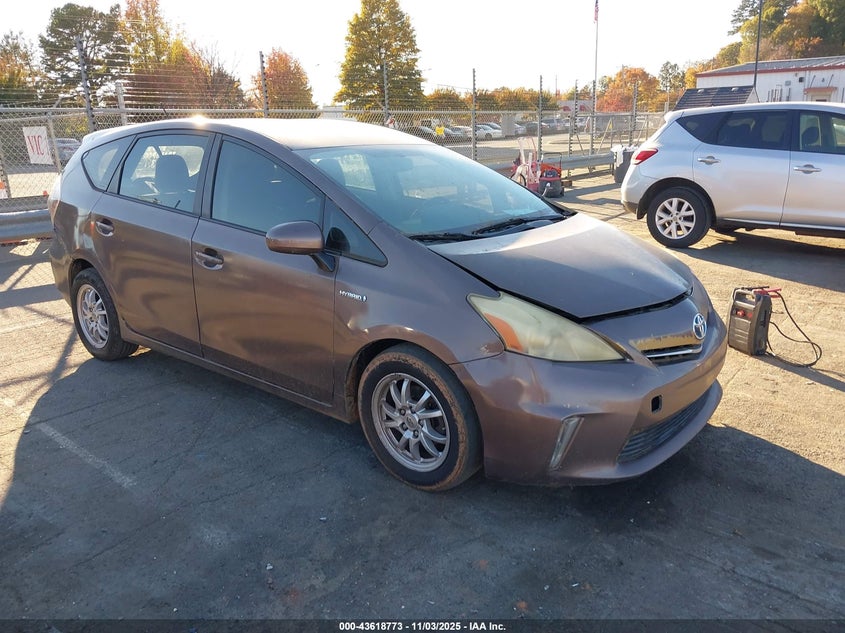 TOYOTA PRIUS V FOUR