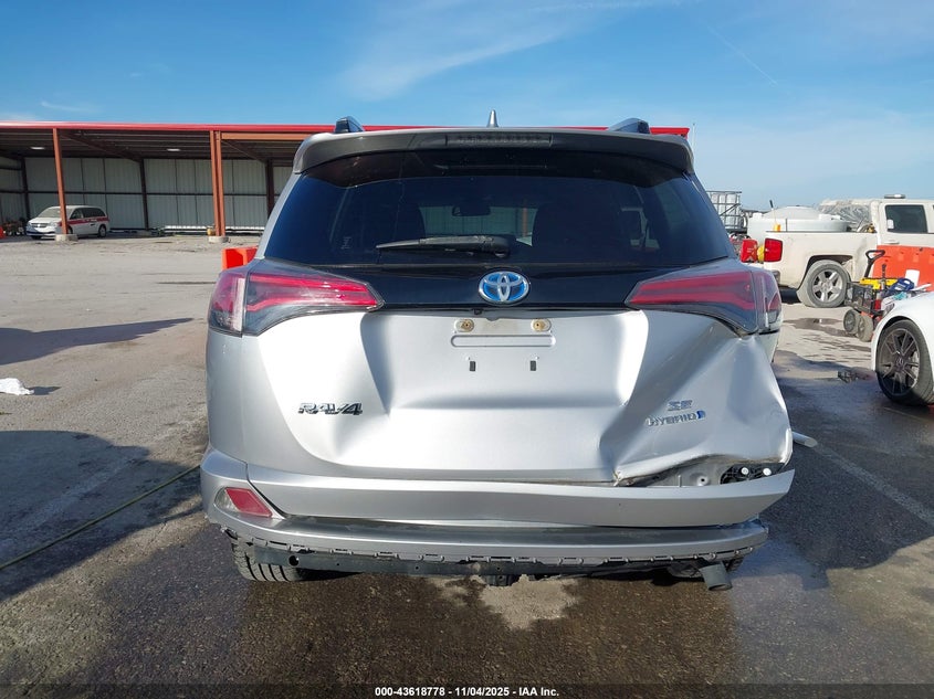 2018 TOYOTA RAV4 HYBRID SE JTMJJREV4JD175520