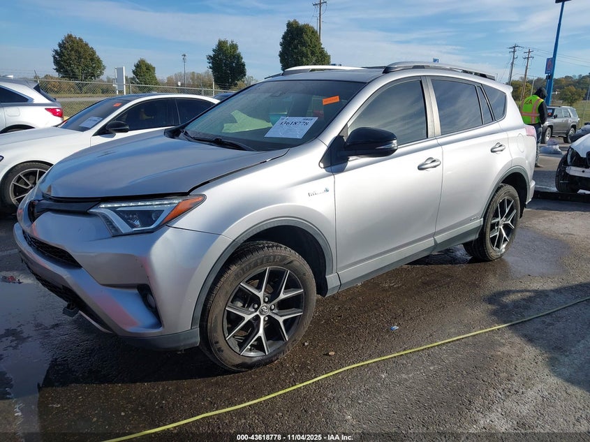 2018 TOYOTA RAV4 HYBRID SE JTMJJREV4JD175520